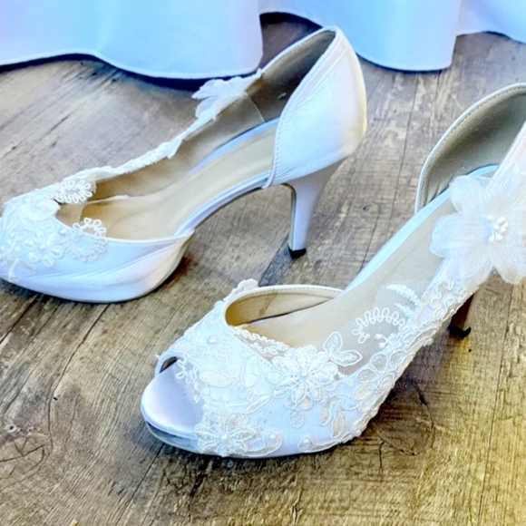 Wedding Shoes - Picture 3 of 3